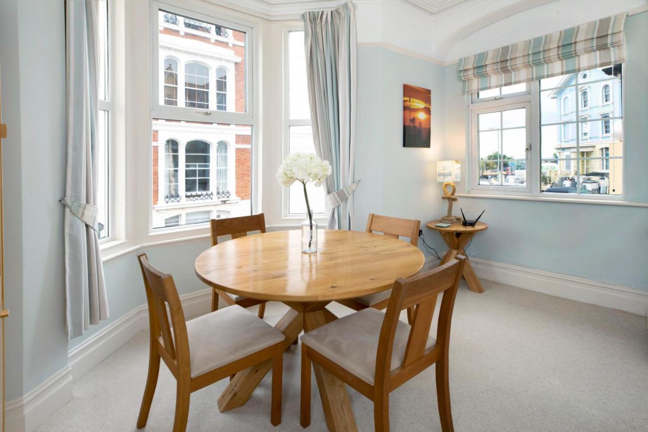 Seaview At No. 26 Northumberland Place Тинмут Екстериор снимка